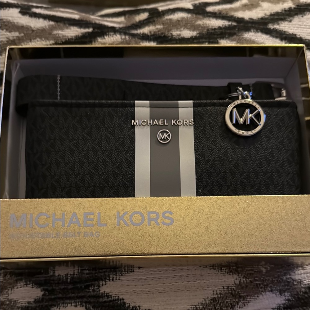 Michael Kors Signature Print Black Belt Bag